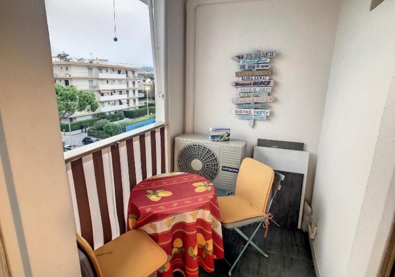 Superbe Studio Tout Equipe/Proche Mer Et Commodite Saint-Laurent-du-Var Exteriör bild